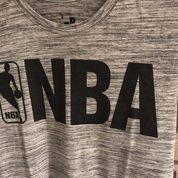 NBA T SHIRT Gray/Black Logo SzS Men’s Pre-Owned - Picture 4 of 5